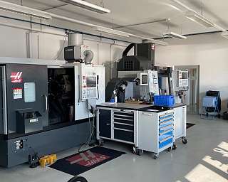 CNC Machine Shop